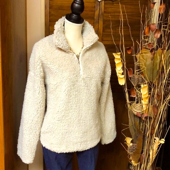 NWT Soft Oatmeal Plush Teddy Bear Pullover Sweater - Picture 6 of 7